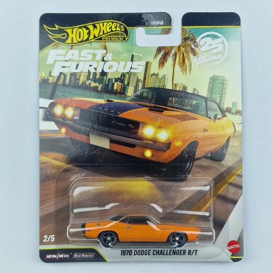 Hot Wheels Premium 1970 Dodge Challenger R/T