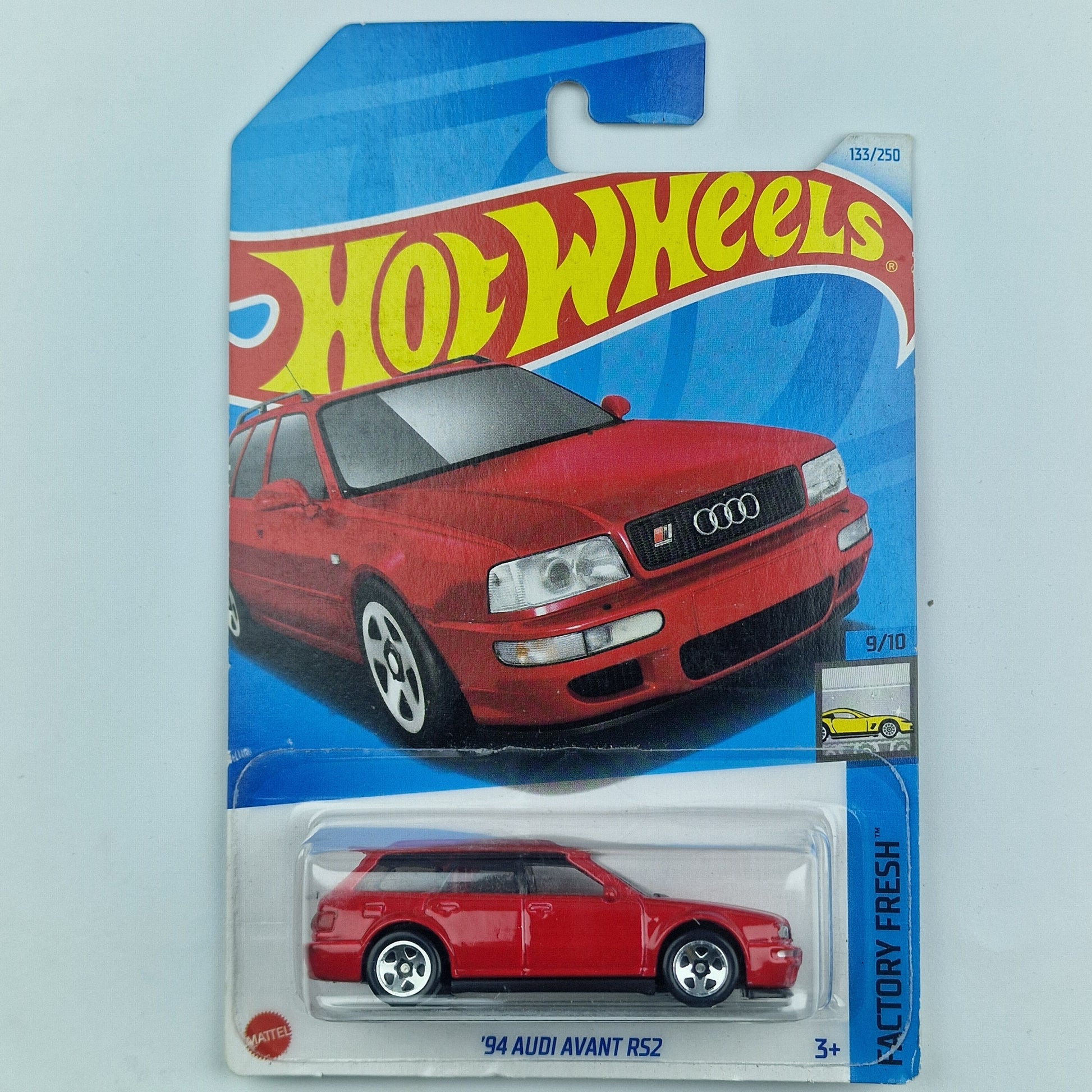 Hot Wheels 94 Audi Avant RS2 Red