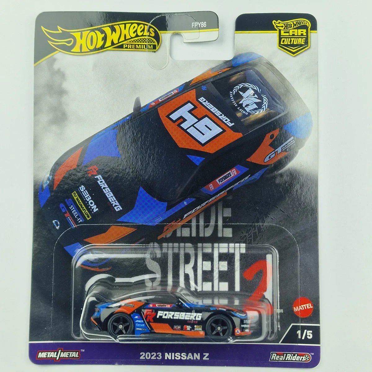 Hot Wheels Premium 2023 Nissan Z Slide Street 2